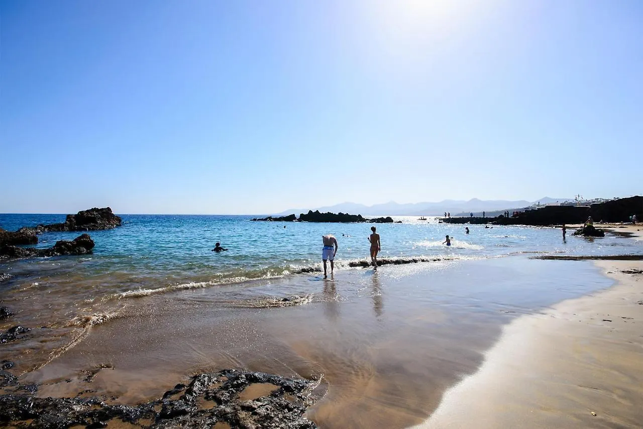 Apartment Red Volcano Apartment, Free Access To The Fariones Sports Center Puerto del Carmen  Spain